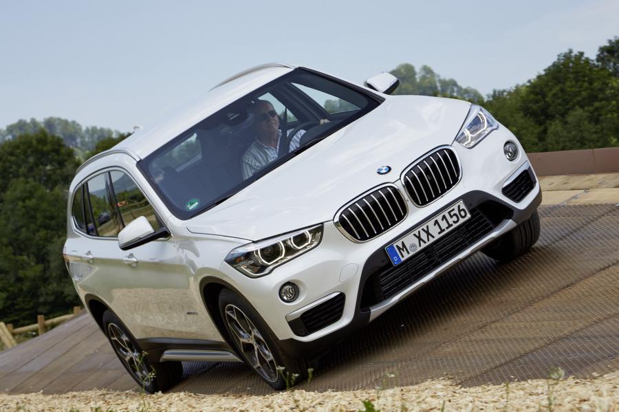  BMW X1 xDrive2.5d xLine 2015 года  (фото 26 из 30)